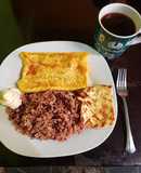 Desayuno Nica "omelette"