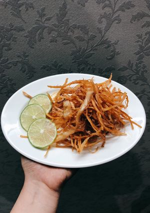 Hình của món Mực khô xốc bơ tỏi.