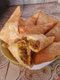 Samosa bibeefcheese (bihun daging dan cheese)
