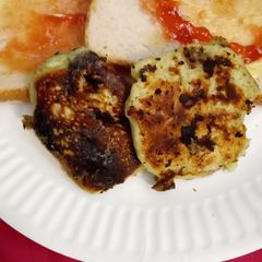 A picture of Avocado and onion pancakes.