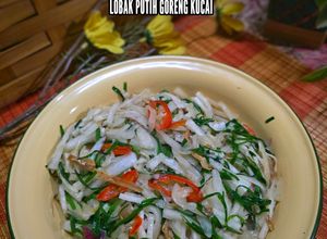Gambar 11:3:26 - Lobak putih goreng kucai