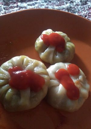 मोमोज (Momos recipe in Hindi) रेसिपी मुख्य फोटो