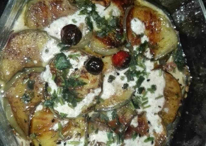 Dahi walay baigan (Egg Plant)