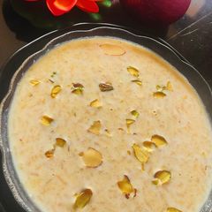 A picture of Apple Kheer.