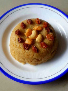 சப்போட்டா பால் கேசரி (Sappotta paal kesari recipe in tamil) செய்முறை முக்கிய புகைப்படம்