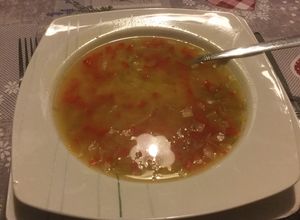 Una foto de Sopa base de verduras