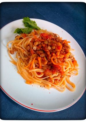 Una foto de Bolognesa de lentejas