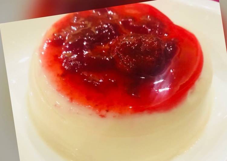 How to Make Super Quick Homemade Whosayna’s Panna cotta with Strawberry Sauce