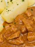 Uroma's Schweinchen-Gulasch