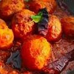 A picture of Dum Aloo.