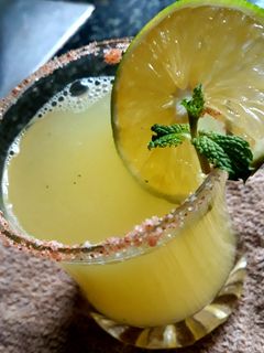মুসাম্বি পুদিনা শরবত (mosambi pudina sorbot recipe in bengali) রেসিপির প্রধান ছবি