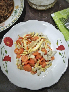 Foto resep Praktis : Tumis Otak-Otak Wortel-Putren