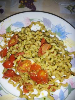 Foto di Fusilli pomodorini e pesto
