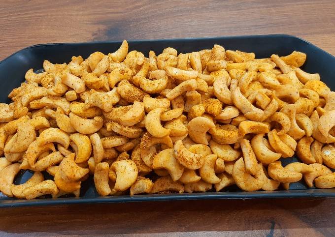Kaju crunch cookies Recipe