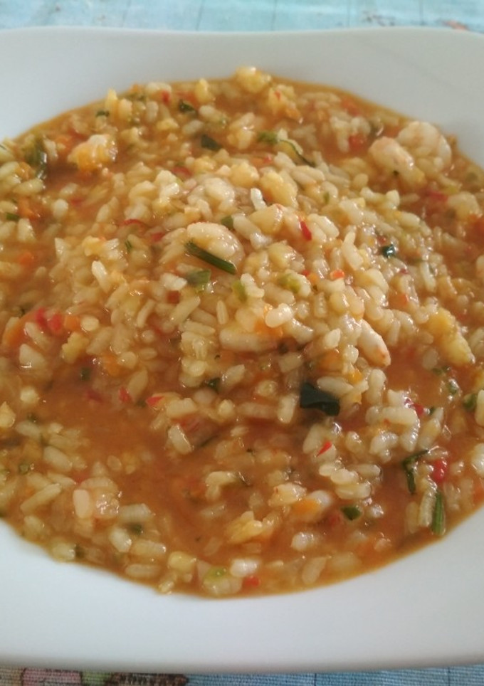 Una foto de Arroz con gambas