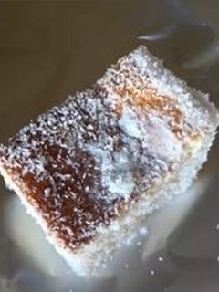 Una foto de Tarta de coco (sólo apta para amantes del coco)