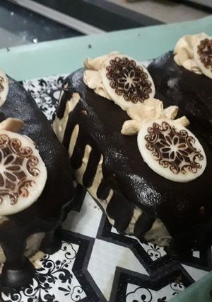صورة لوصفة ميني كيك باردة وممتعة بطعم الكابتشينو
