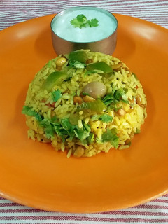 குடை மிளகாய் சாதம் /Capsicum Rice செய்முறை முக்கிய புகைப்படம்