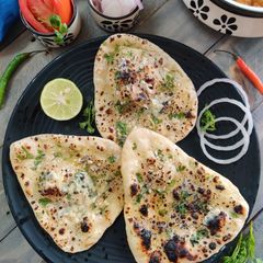 A picture of Garlic Butter Naan.