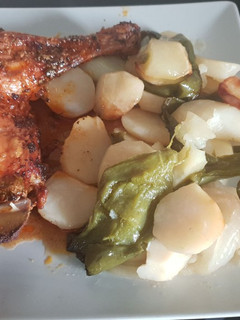 Una foto de Pollo en pimentón al horno