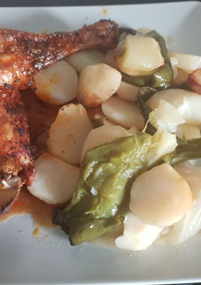 Una foto de Pollo en pimentón al horno
