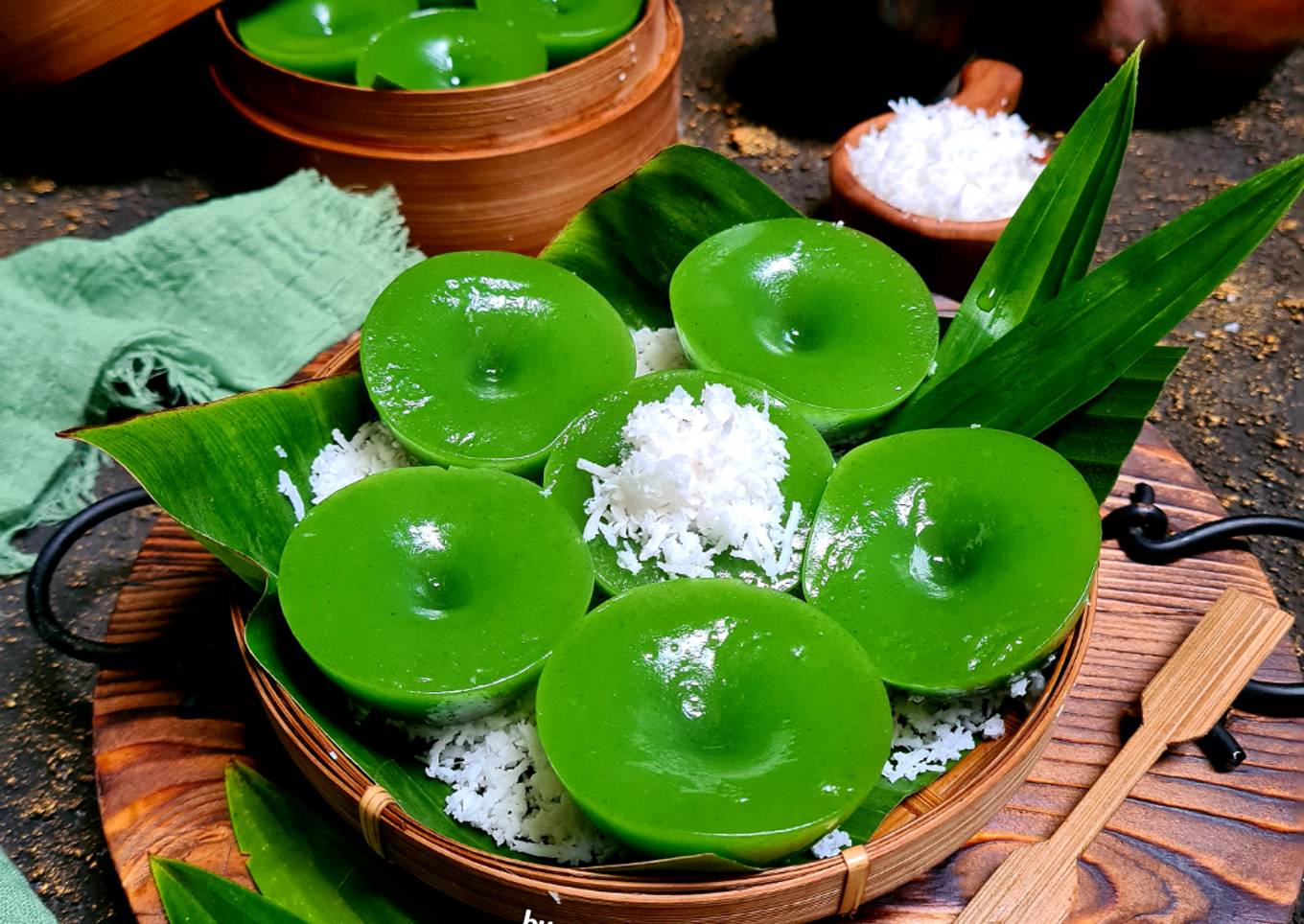 Kue lumpang Pandan