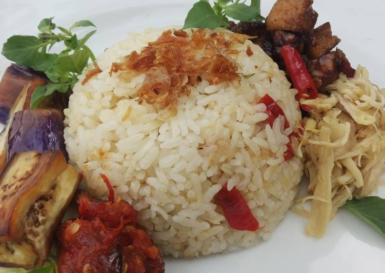 Nasi liwet kemangi