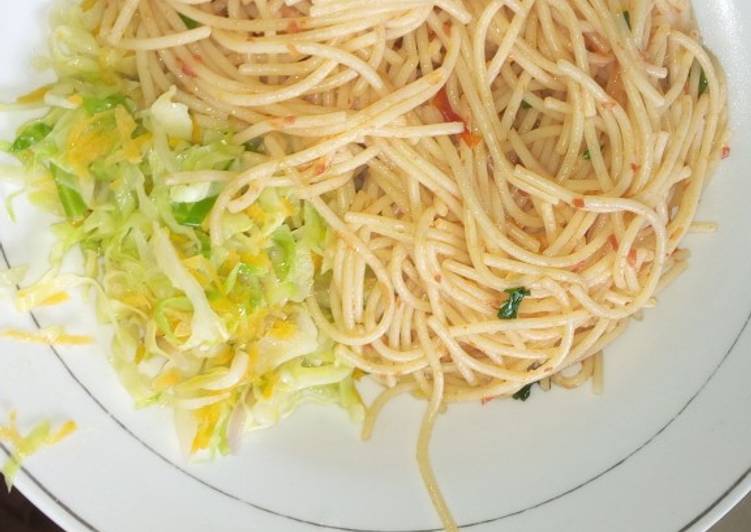 Recipe of Super Quick Homemade Fried spaghetti and veggies#4weekchallenge