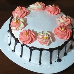 A picture of Lemon-orange cake.