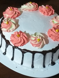 A picture of Lemon-orange cake.