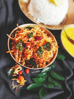 ঝুরি আলু ভাজা (Jhuri aloo bhaja recipe in Bengali) রেসিপির প্রধান ছবি