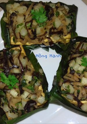 Hình của món Đậu Hủ Chay Hấp Lá Chuối.
