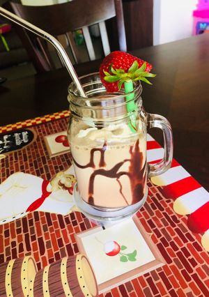 A picture of Strawberry Chocolate Milkshake || No Icecream|| No Sugar||No Artificial Color.