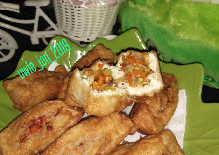 Tahu isi ayam sayur pedas