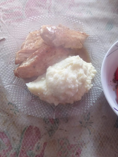 Una foto de Pollo al limón