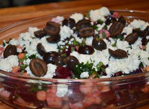 Una foto de Ensalada de Remolachas  y queso cottage