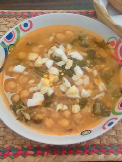 Una foto de Garbanzos con acelgas (Olla de cocción lenta-SlowCooker-CrockPot)