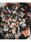 Salmone con spinaci, noci e grana