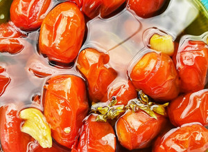 Una foto de Tomates cherry confitados