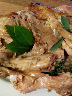 Una foto de Pollo casero con piel rellena a la mandarina