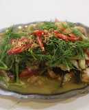 Cá om dưa cải muối