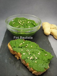 Una foto de Paté de espinacas y crema de cacahuete(vegano)