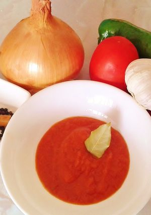 Foto principal de Sofrito de cebolla, tomates y pimientos