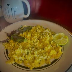 A picture of Cheese omellete.