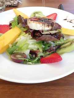Una foto de Ensalada de frutas
