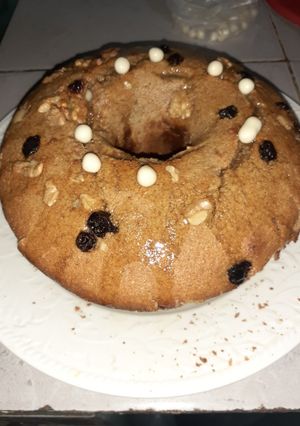 Una foto de Torta integral con manzanas y frutos secos