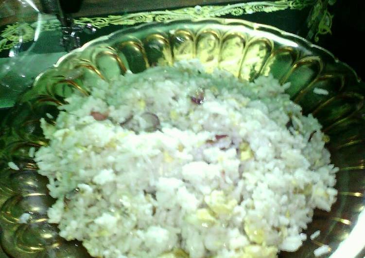 Nasi goreng spesial ala rumahan.:-)