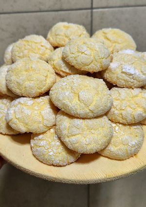 Una foto de Galletitas craqueladas de limón sin TACC 🍋💛