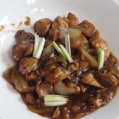 A picture of Ayam Mentega.