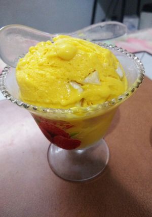 મેંગો આઈસક્રીમ (mango ice cream recipe in Gujarati) રેસીપી મુખ્ય ફોટો